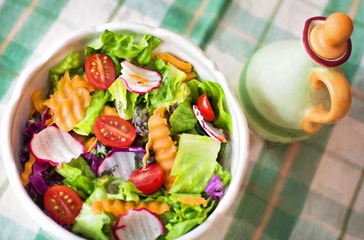 tips membuat salad sayur