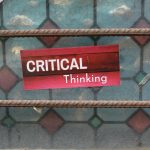 pentingnya berpikir kritis